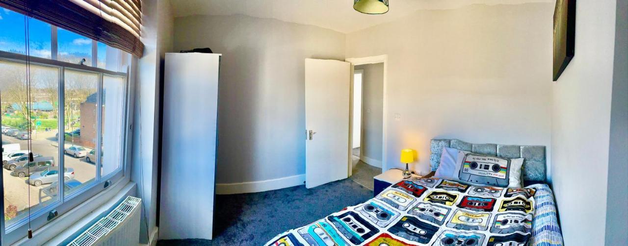 Camden Guest House Double Bedroom With Super Large King Bed Londra Dış mekan fotoğraf